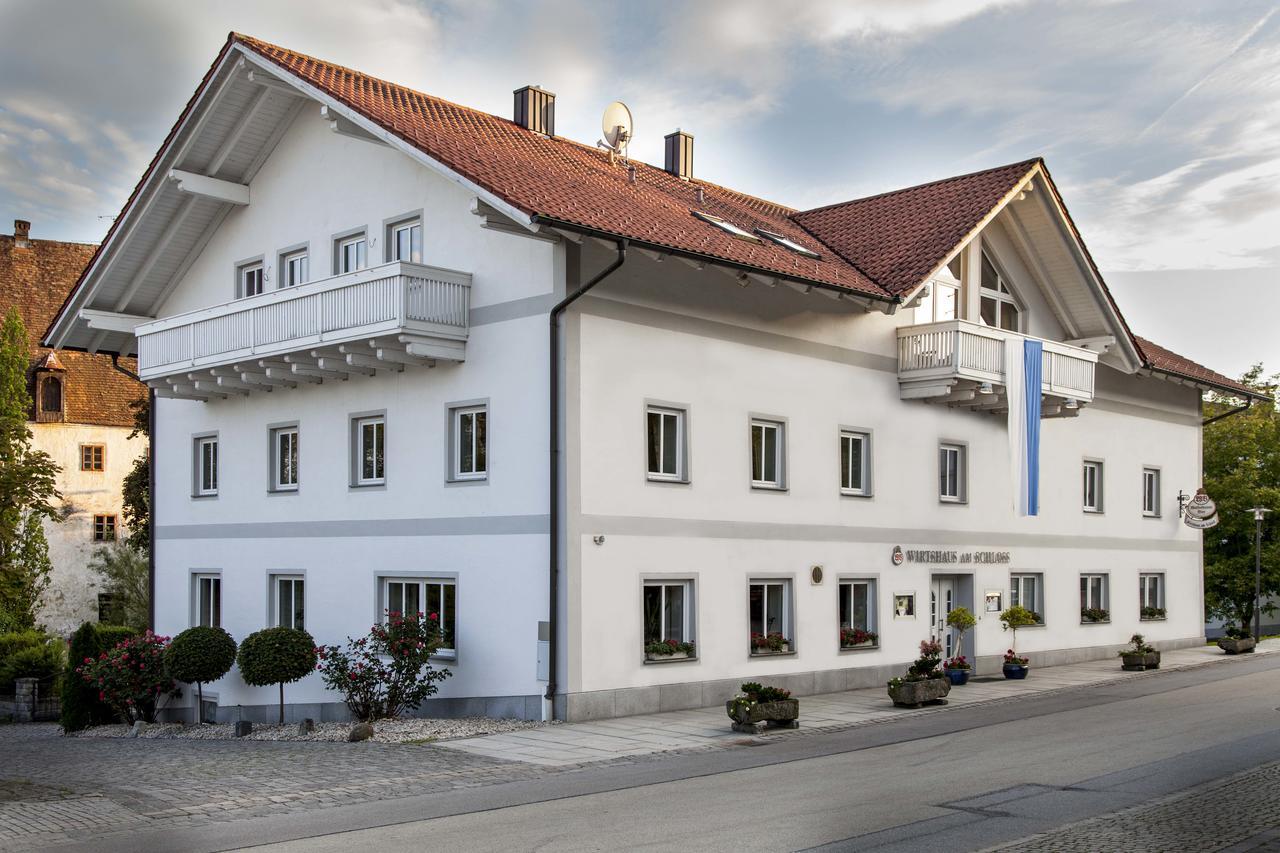 Hotel Wirtshaus Am Schloss Aicha vorm Wald Eksteriør billede